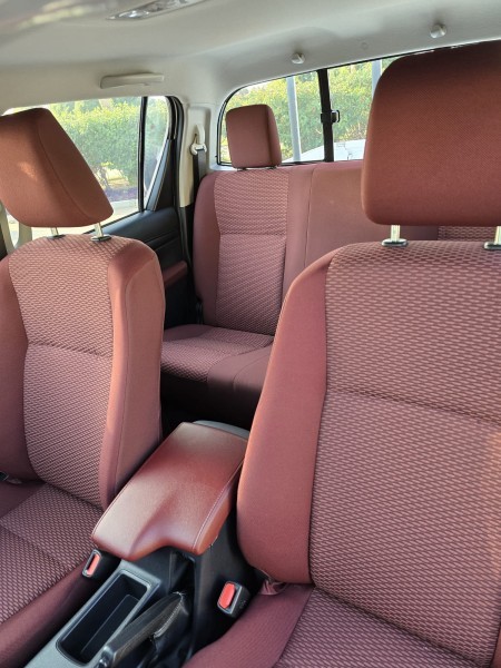 Toyota Hilux 2025 4*4... - 4