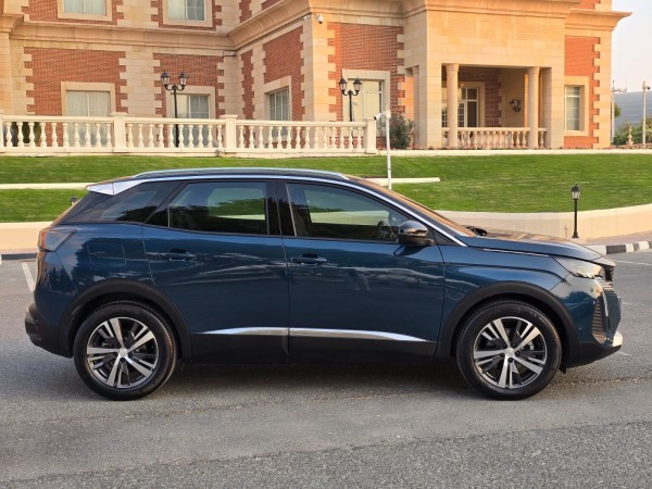 Peugeot 3008 Allure model 2025 - 3