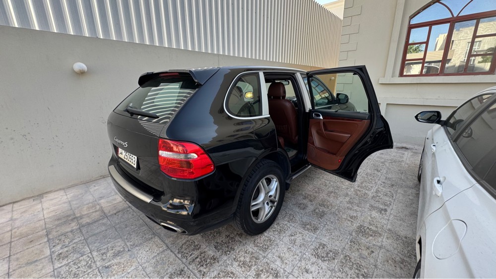 porsche cayenne black - 5