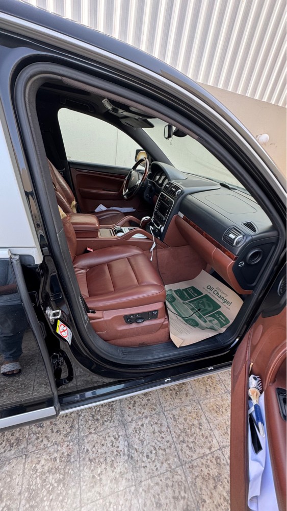 porsche cayenne black - 6