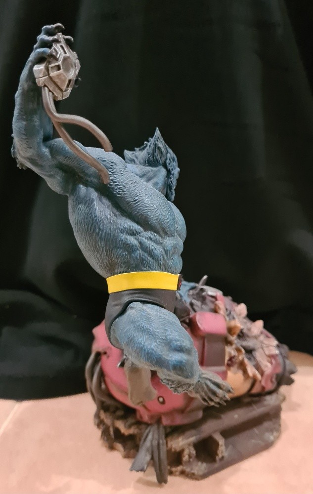 Xmen Action Figure (the beast) - 7