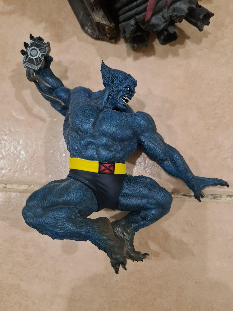 Xmen Action Figure (the beast) - 3