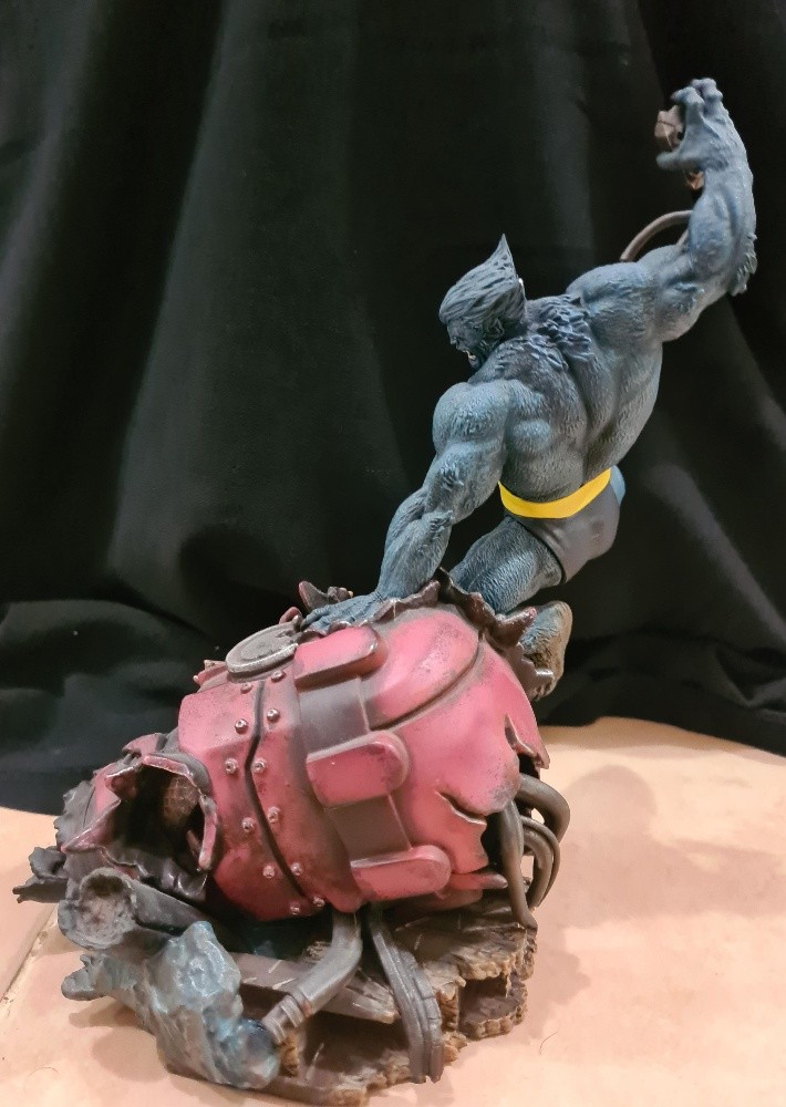 Xmen Action Figure (the beast) - 6