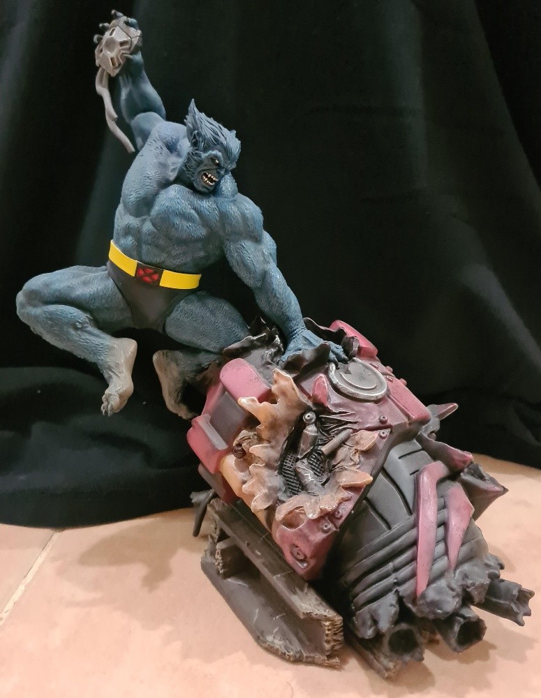 Xmen Action Figure (the beast) - 8