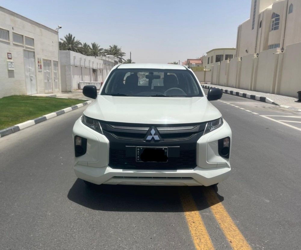 MITSUBISHI L200 - 1
