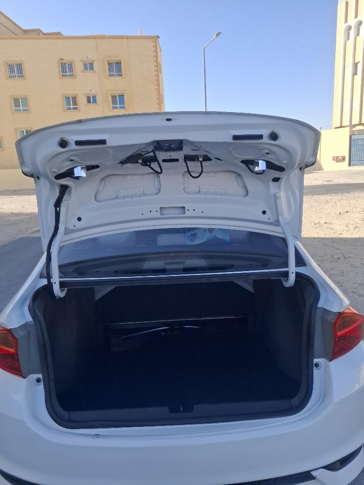 Honda City Excellent Condition - 10