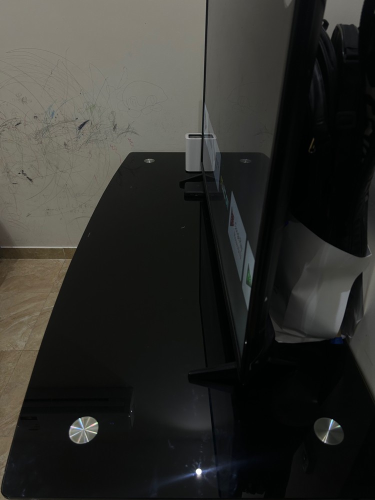 Tv/Computer sleek table - 2