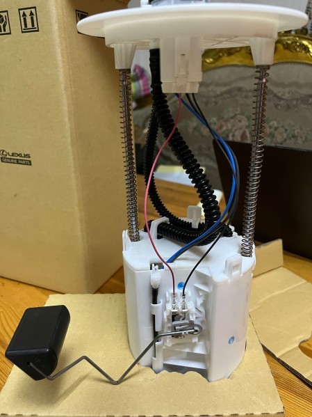 fuel pump toyota fortuner - 2