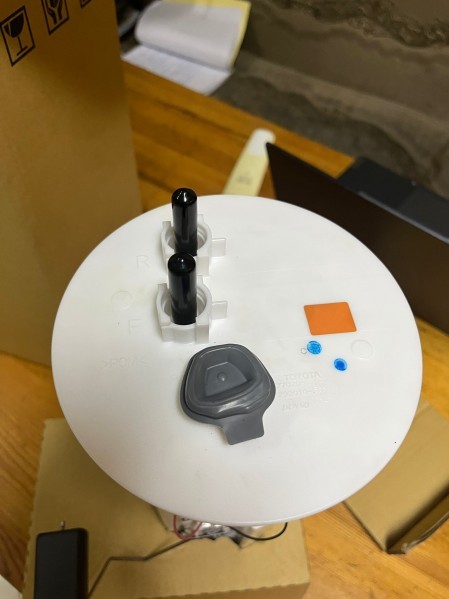 fuel pump toyota fortuner - 4