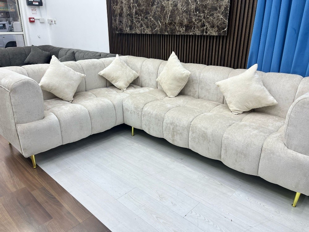 New Corner sofa for Sale - 1