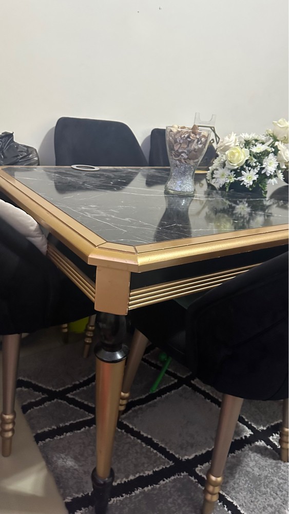 طاولة طعام للبيع - 2