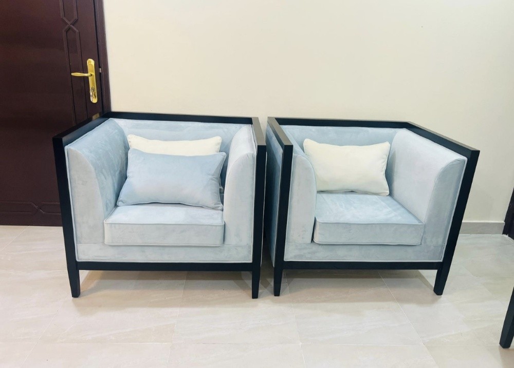 making new sofa & curtains - 18