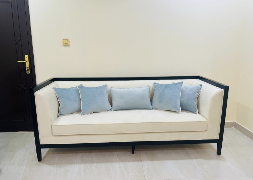 making new sofa & curtains - 17
