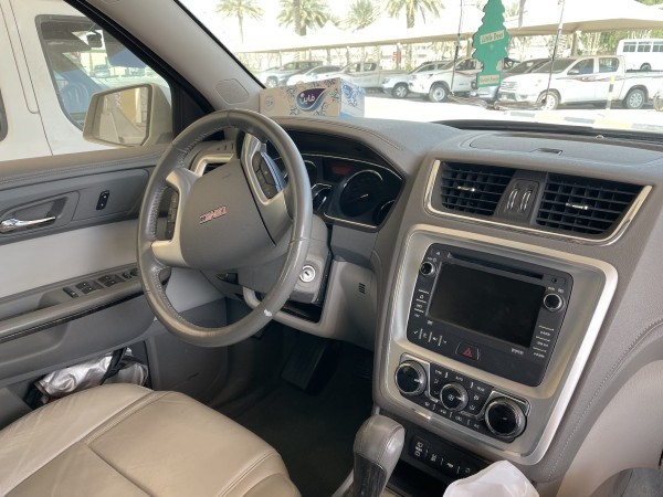 GMC Acadia 2014 Perfect Cond. - 25