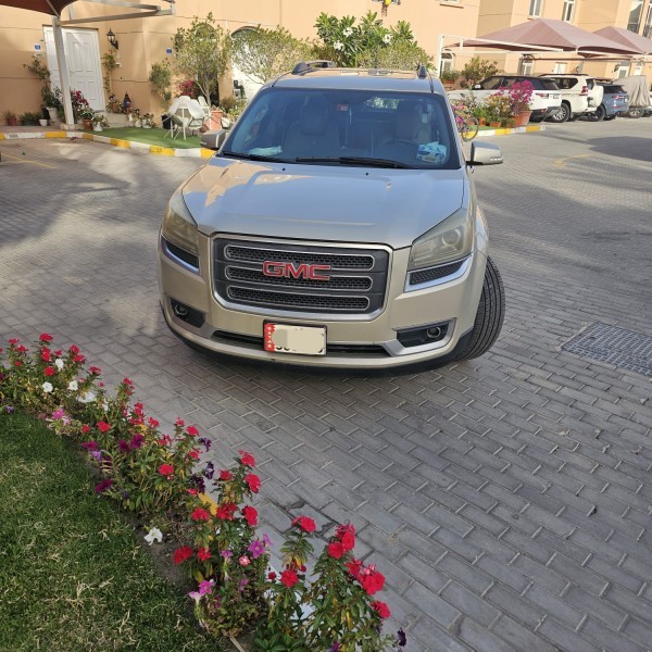 GMC Acadia 2014 Perfect Cond. - 2