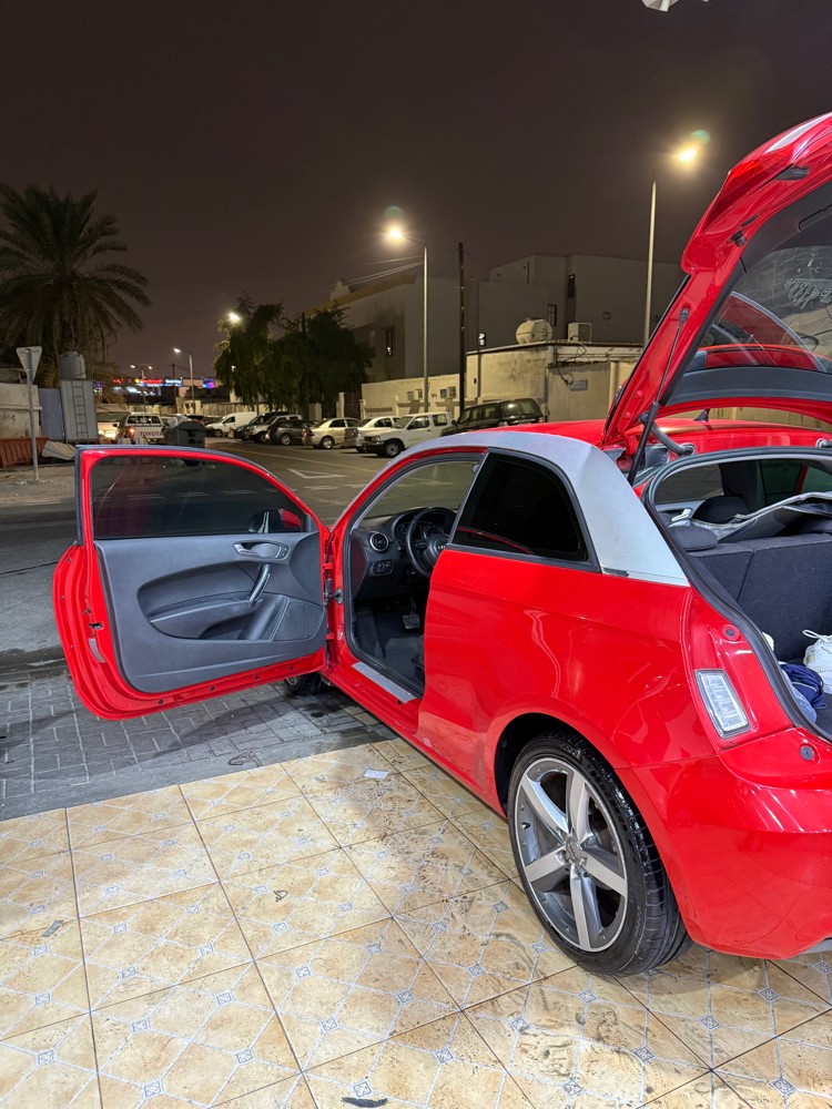 اودي أيه ١ - 6
