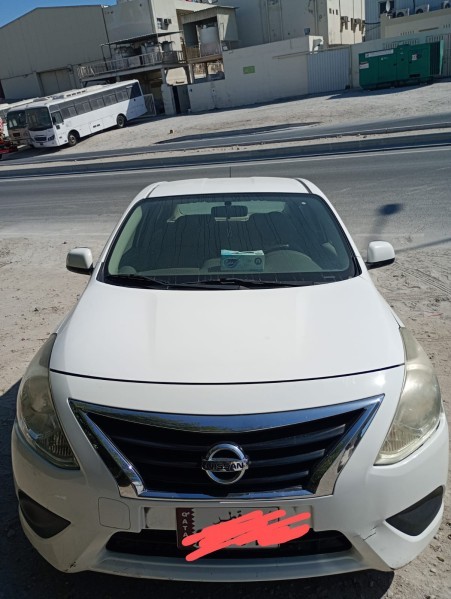 Nissan sunny - 1