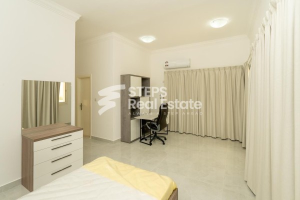 Luxurious 5Bedroom Villa for Rent - 9