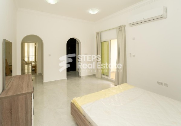 Luxurious 5Bedroom Villa for Rent - 10