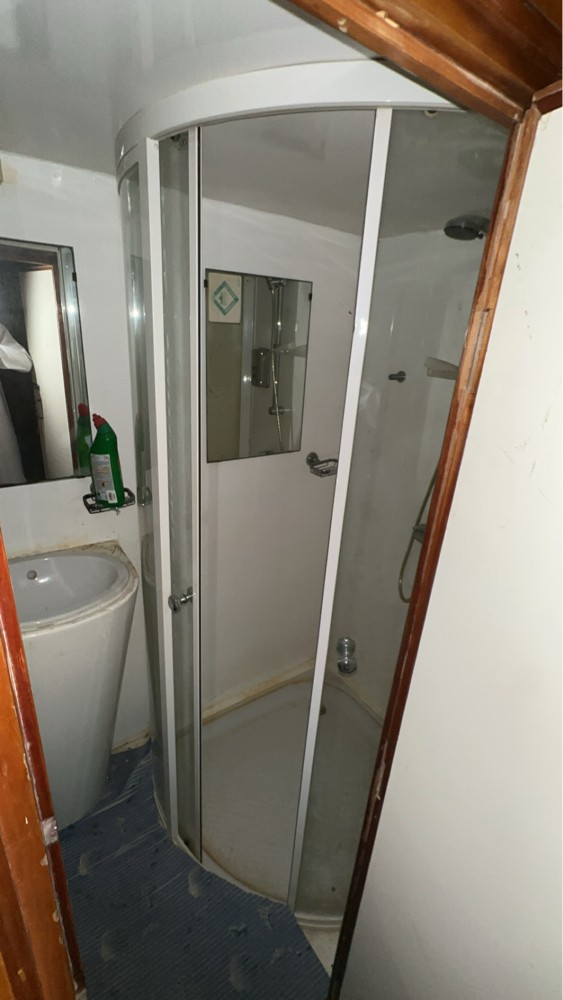 4sale 65 foot - 11