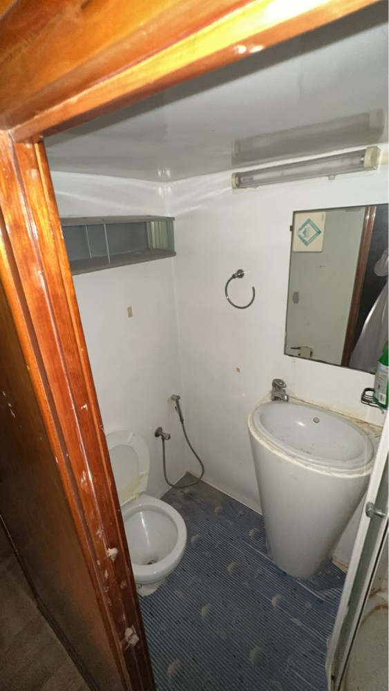4sale 65 foot - 10
