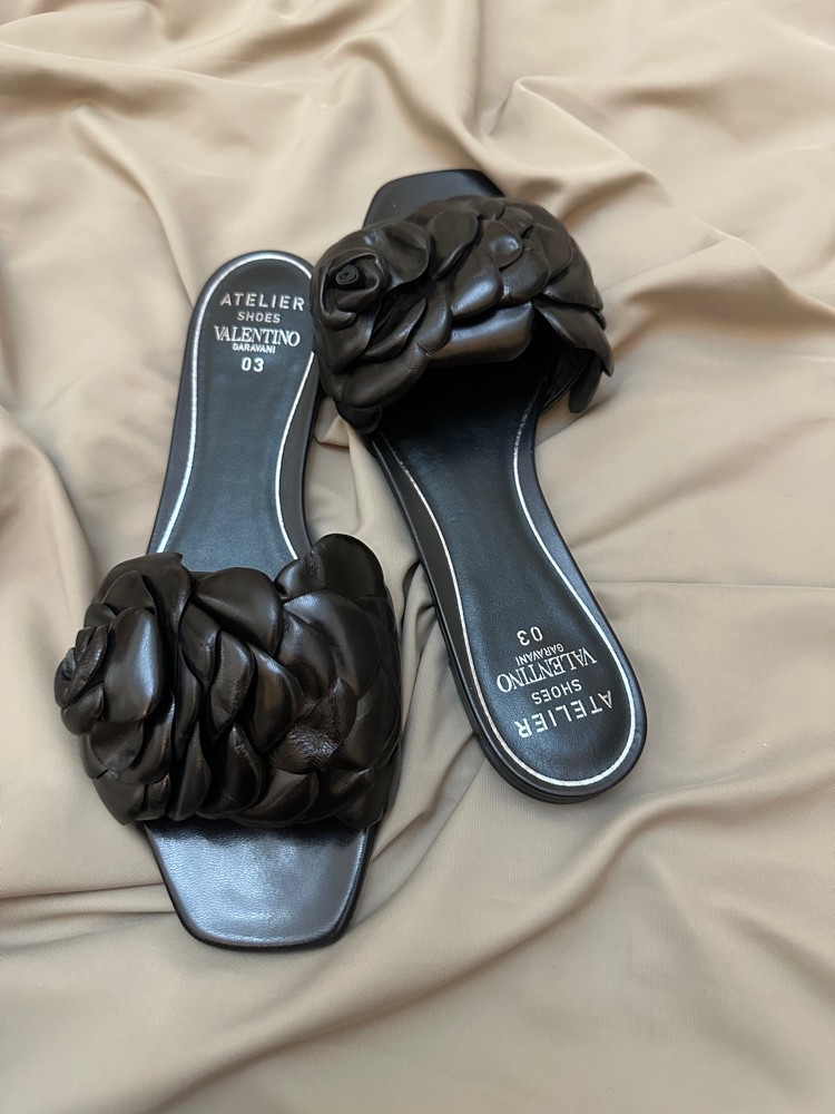 New Valentino slide size 40 - 4