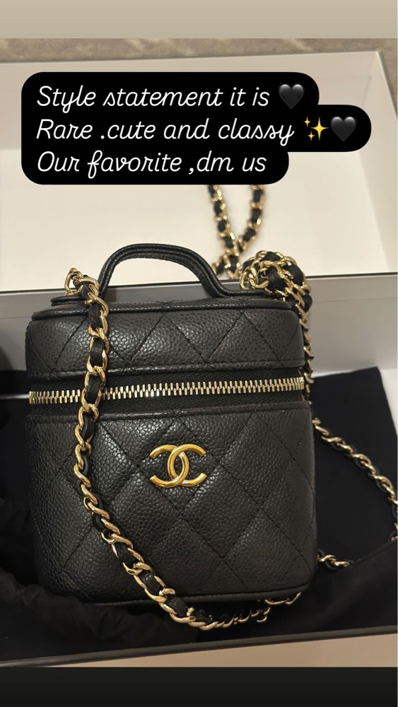 Original Chanel mini vanity - 1