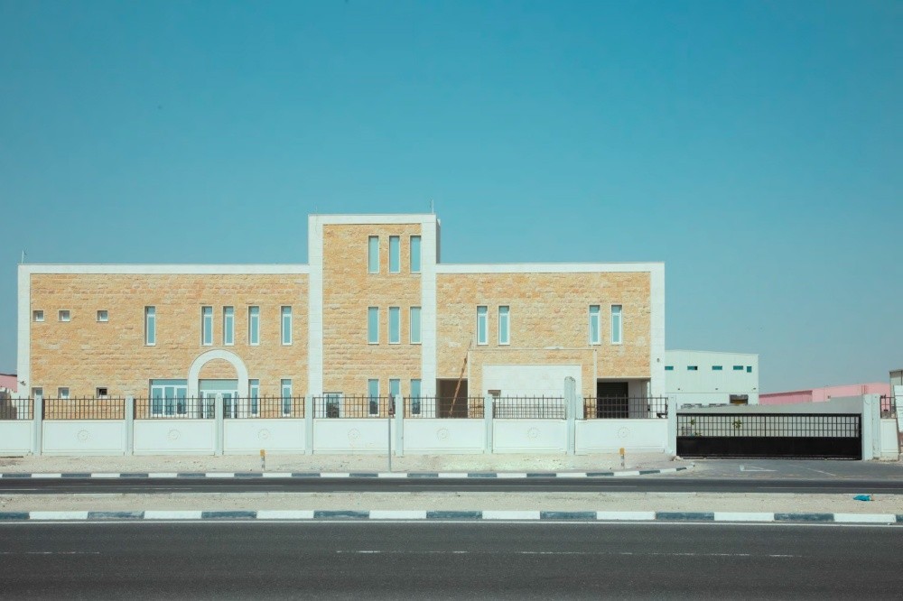 استور ات وكراجات. - 8