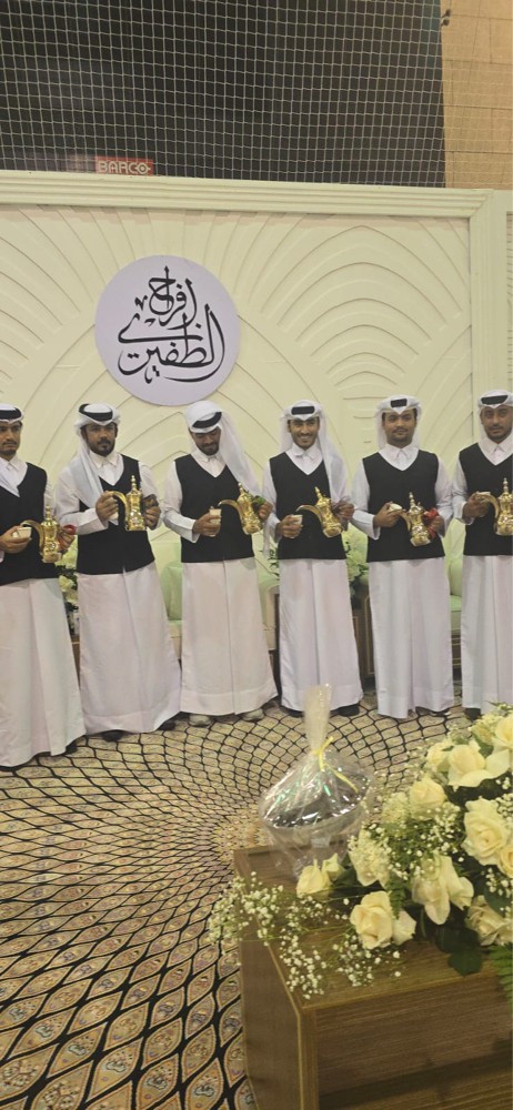مقهوين شباب عرب لظيافه 30773080 - 4