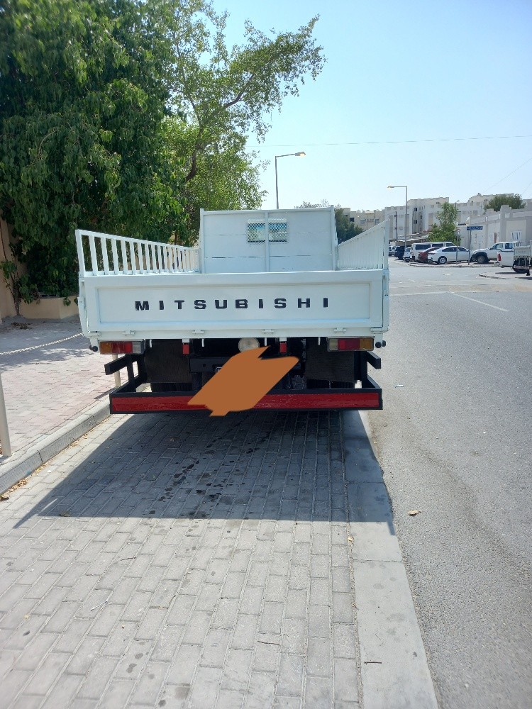 سياره للايجار مع السائق - 1