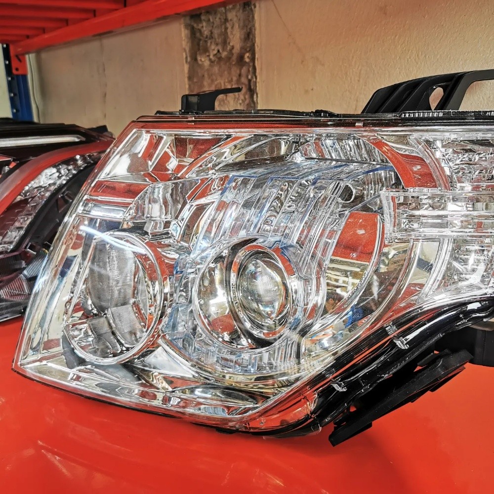 Land Cruiser 2012 Headlight - 7