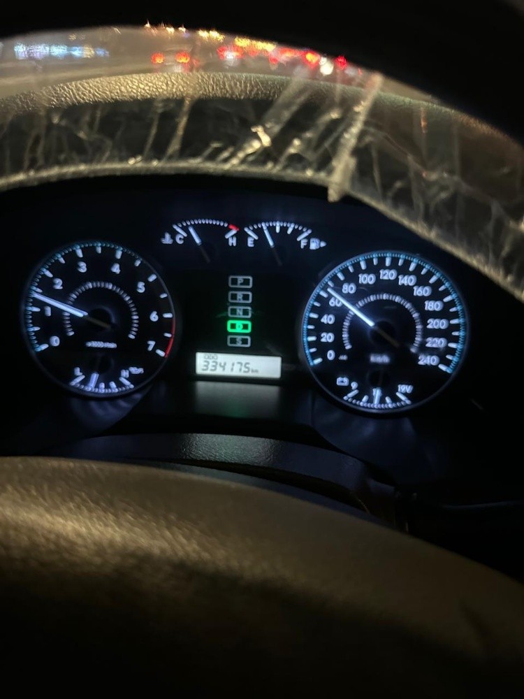 TOYOTA LAND CRUISER G - 3