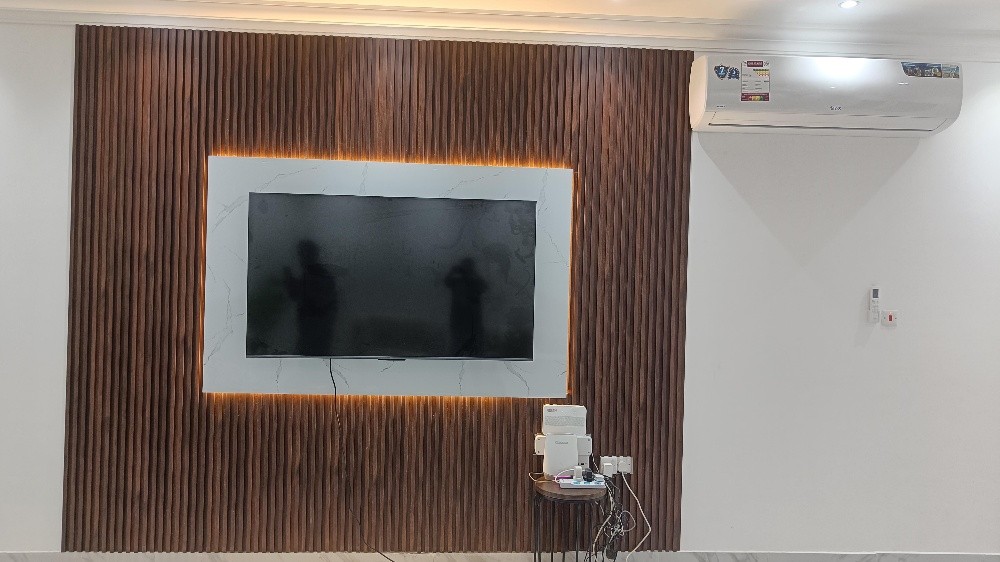Television & Wall Decor - 4