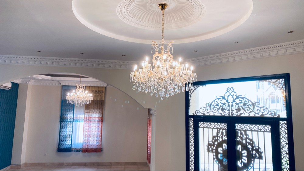 18 Bulb Crystal Chandelier - 1