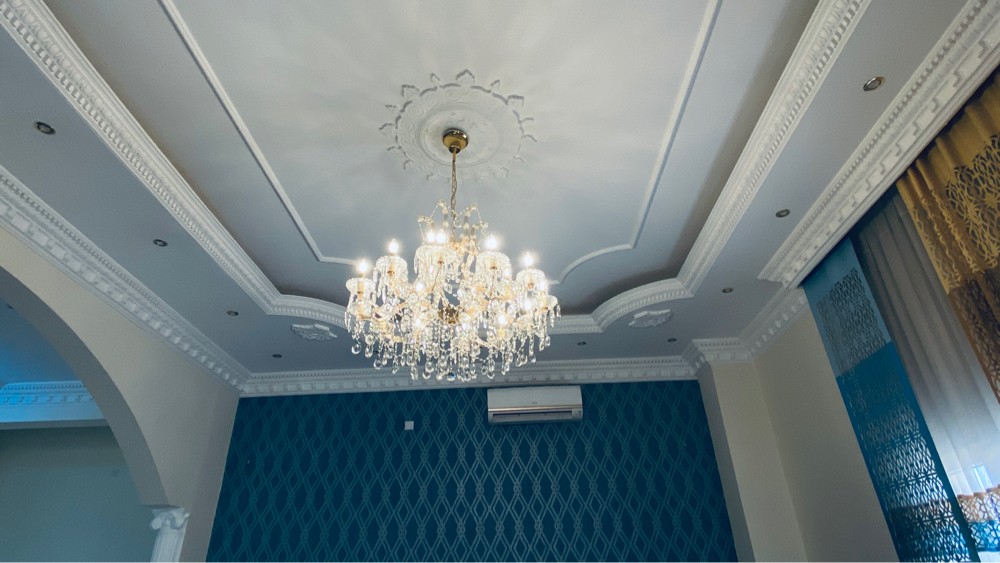 18 Bulb Crystal Chandelier - 3