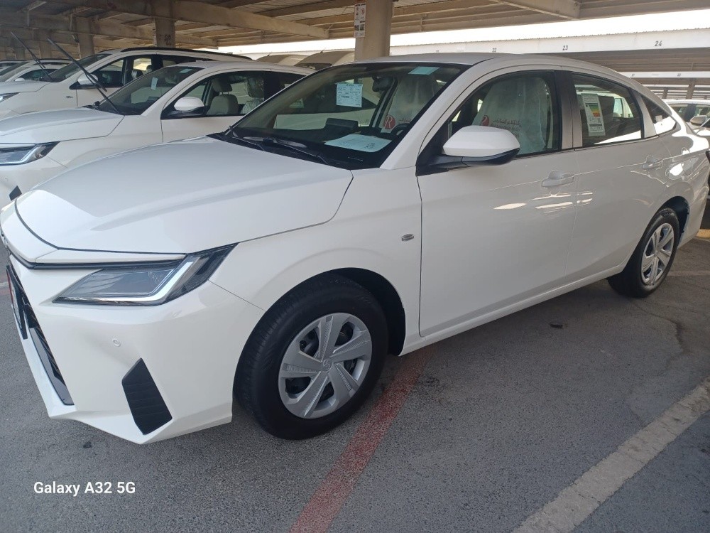 Toyota Yaris 2023 for rent - 4
