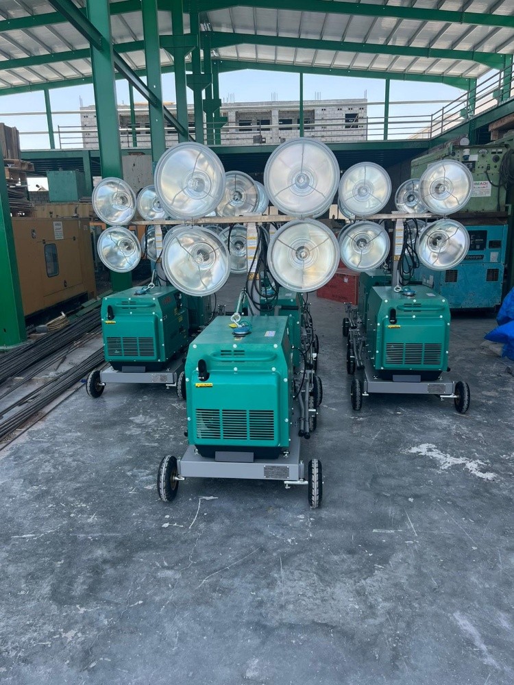 TOWER LIGHT WITH GENSET - 4
