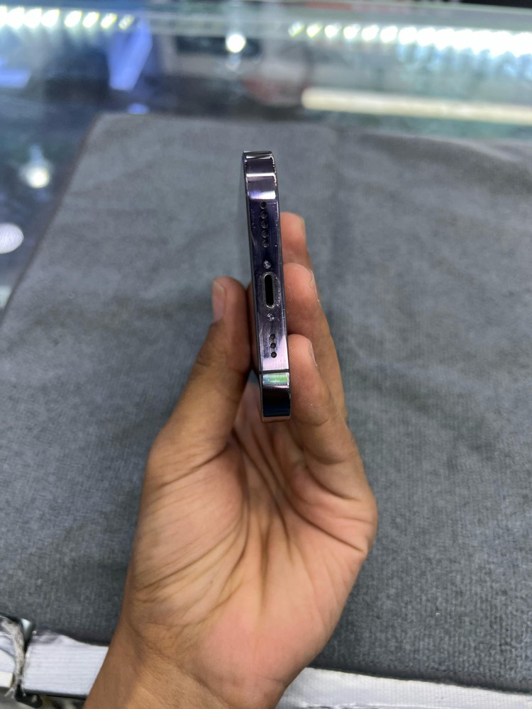 IPhone 14 Pro  - 4
