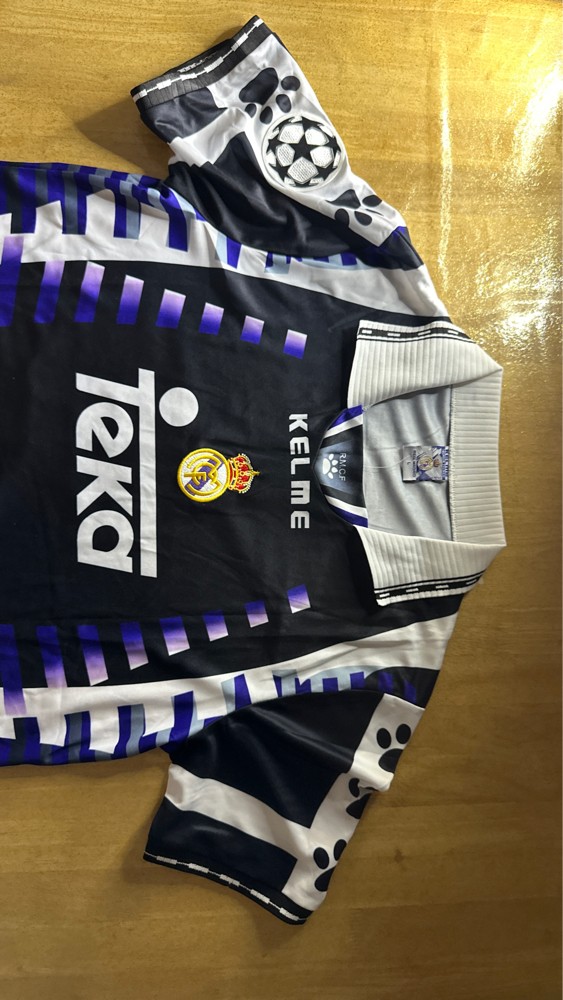 Classic football shirts  - 24