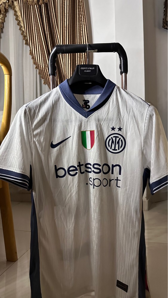 Classic football shirts  - 10
