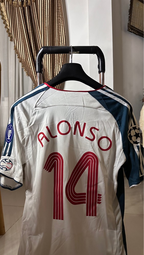 Classic football shirts  - 6