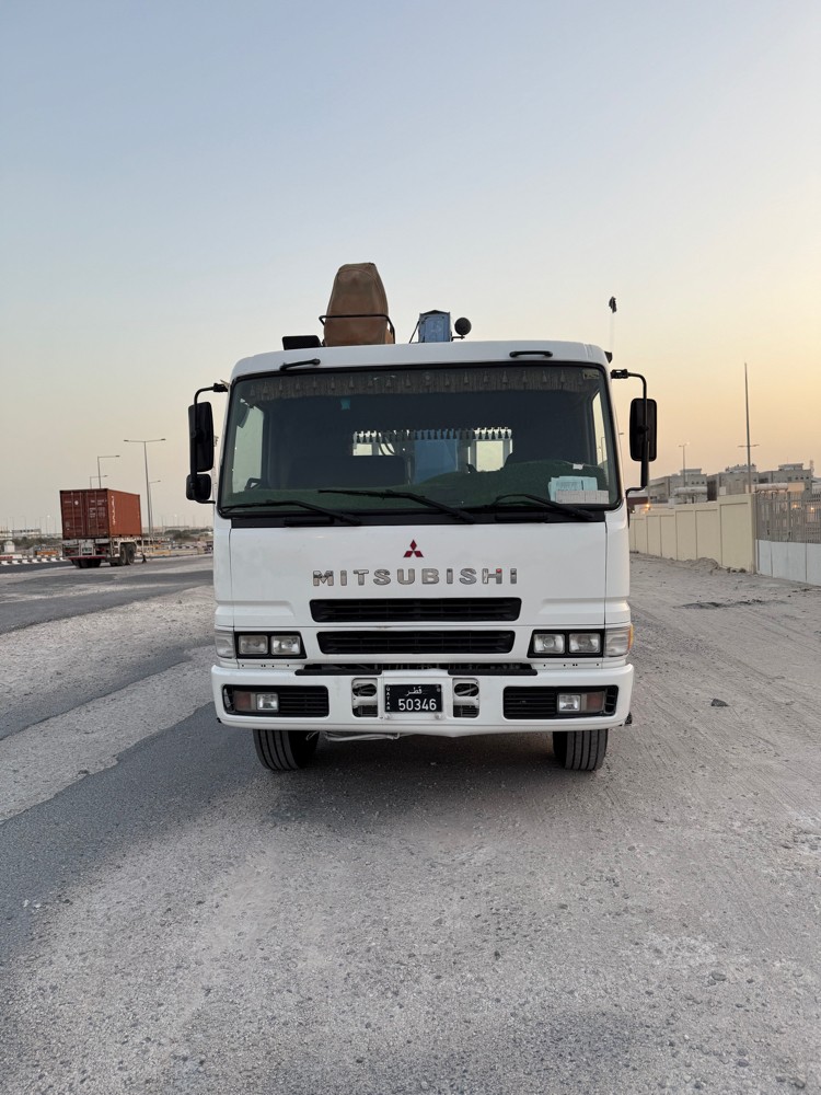 Mitsubishi boom truck - 7