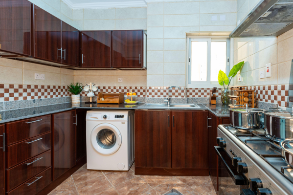 Affordable 1BR in Doha - 5