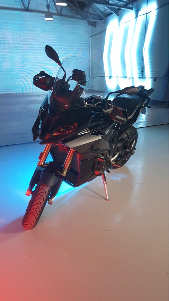 BMW XR1000 - 4
