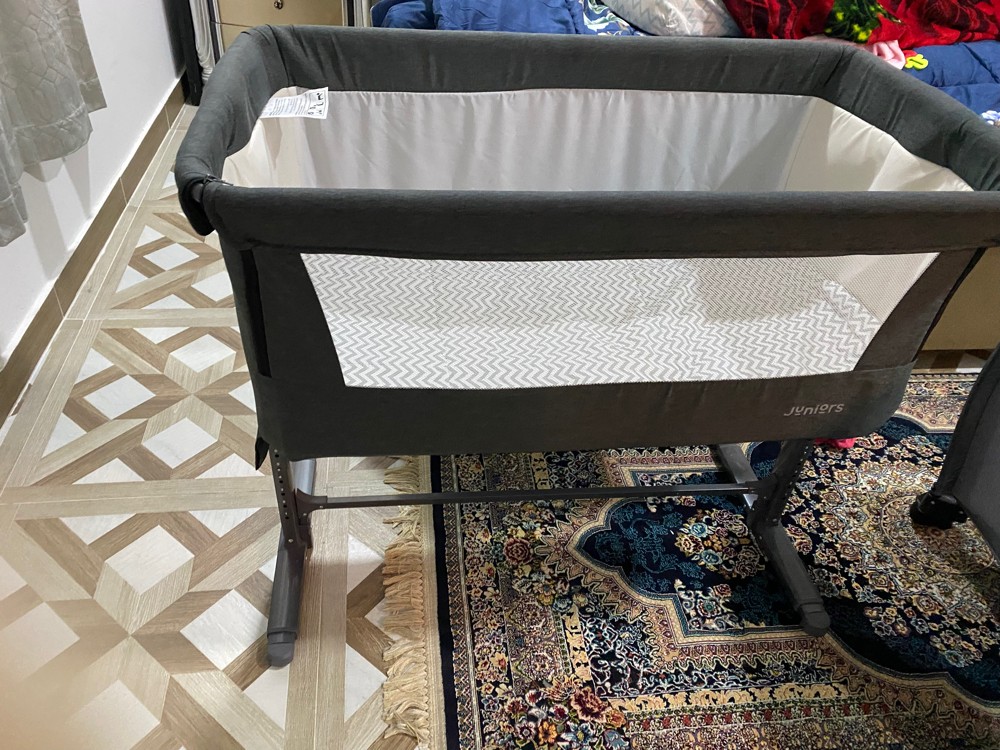 juniors bassinet - 1