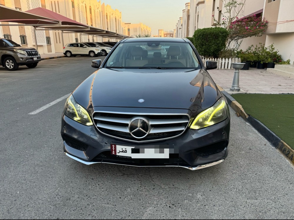 Benz E300 — photo 1 for sale in Qatar