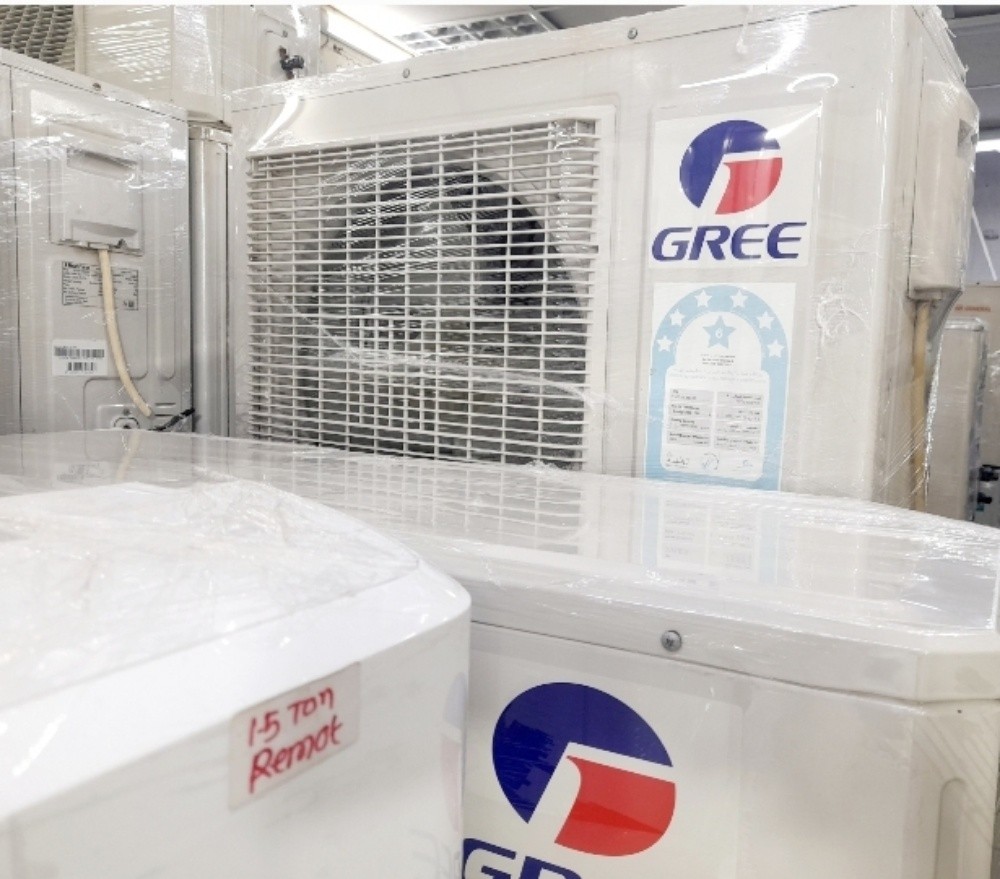 Latest model AC Selling. - 8