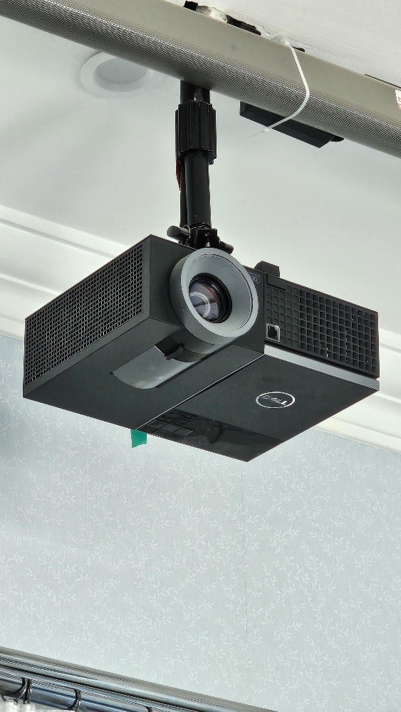 Dell projector for sale 800 Qr - 4