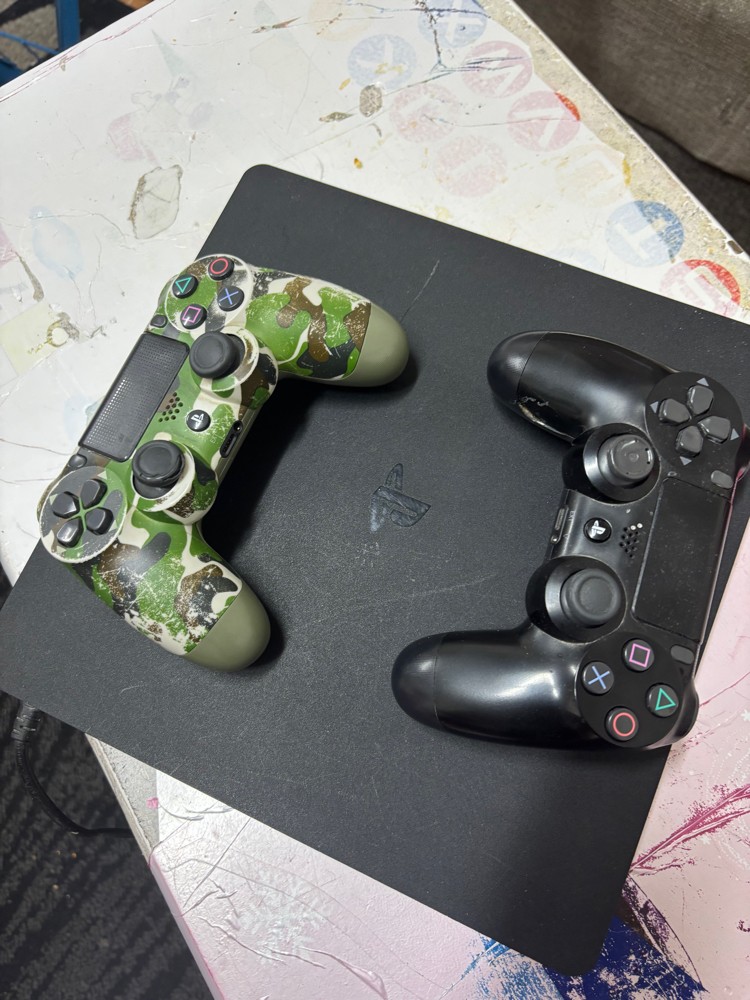 ps4 with 2 controllers  - 3