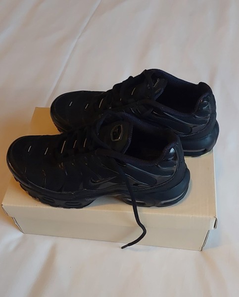 NIKE AIR SIZE 34 - 4